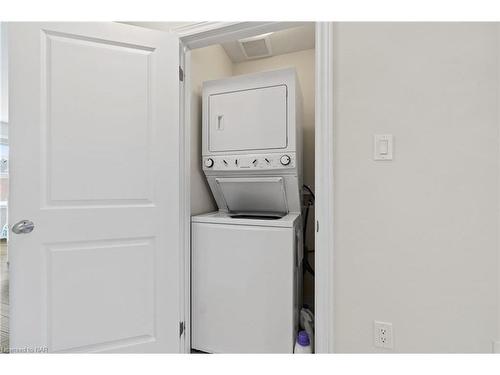 63 Brock Street Street, Niagara-On-The-Lake, ON - Indoor Photo Showing Laundry Room