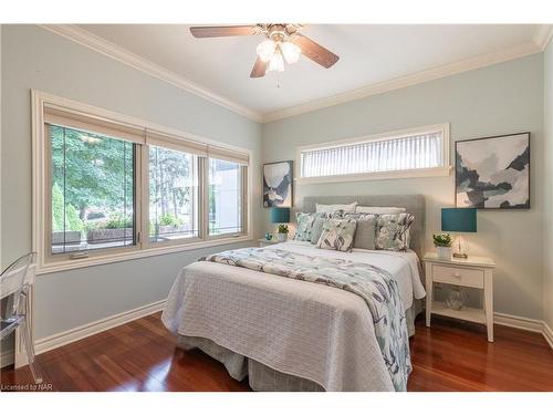 10 1/2 Colton Avenue, St. Catharines, ON - Indoor Photo Showing Bedroom