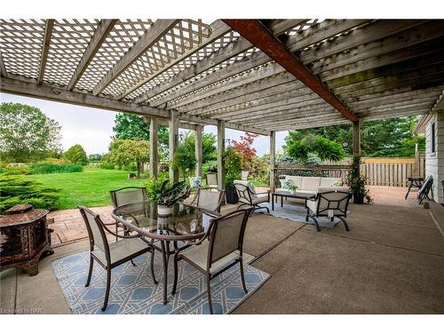 2065 Seventh St Louth, St. Catharines, ON - Outdoor With Deck Patio Veranda With Exterior