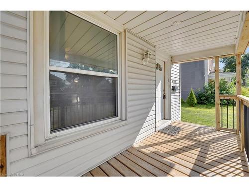 6261 Ker Street, Niagara Falls, ON - Outdoor With Deck Patio Veranda With Exterior