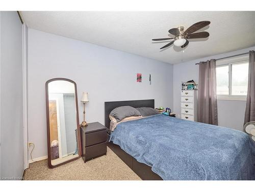 7-50 Lakeshore Road Road, St. Catharines, ON - Indoor Photo Showing Bedroom