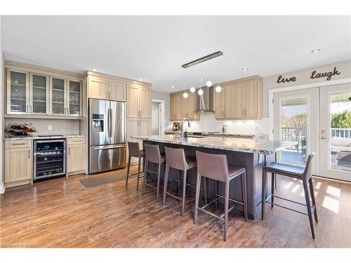 287 Tanbark Road, Niagara-On-The-Lake, ON - Indoor Photo Showing Kitchen With Upgraded Kitchen