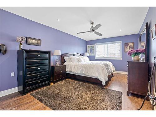 287 Tanbark Road, Niagara-On-The-Lake, ON - Indoor Photo Showing Bedroom