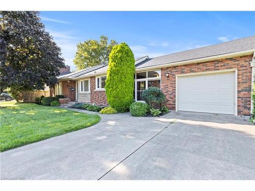 12 Broderick Avenue, Thorold, ON - Outdoor With Facade