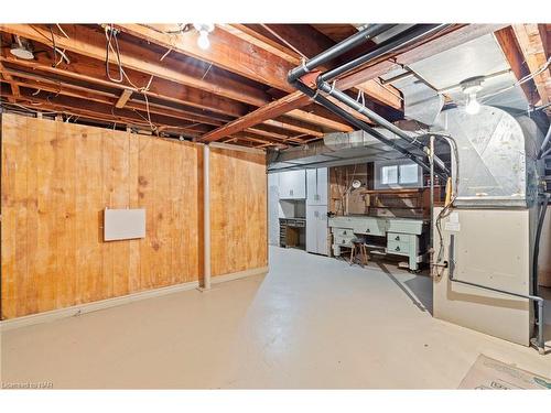 12 Broderick Avenue, Thorold, ON - Indoor Photo Showing Basement