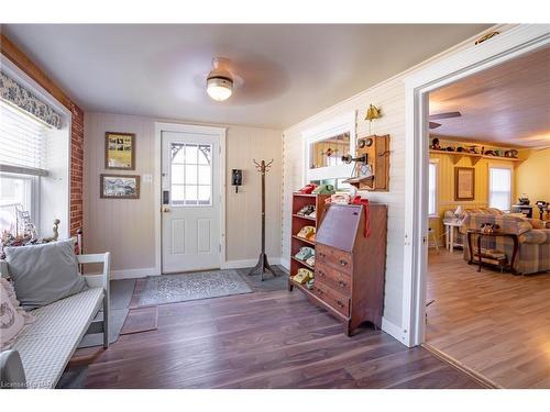 339 Beechwood Avenue, Crystal Beach, ON - Indoor Photo Showing Other Room