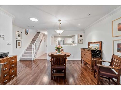 47 Stonegate Place, Fonthill, ON - Indoor Photo Showing Dining Room