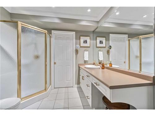 47 Stonegate Place, Fonthill, ON - Indoor Photo Showing Bathroom