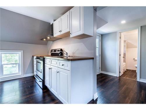 2540 Airline Street Street, Stevensville, ON - Indoor Photo Showing Kitchen