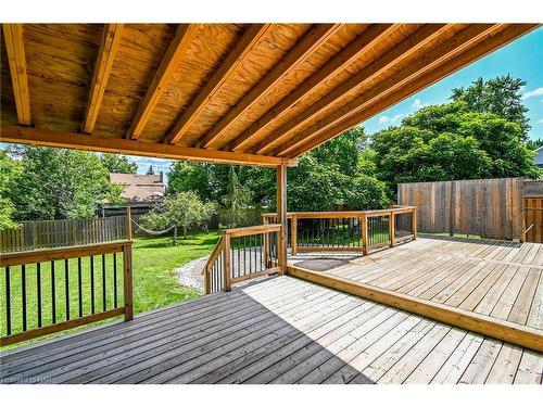 2540 Airline Street Street, Stevensville, ON - Outdoor With Deck Patio Veranda With Exterior