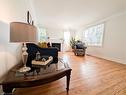 4841 Victoria Avenue N, Vineland Station, ON  - Indoor Photo Showing Living Room With Fireplace 