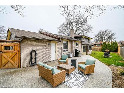 6921 Freeman Street, Niagara Falls, ON - Outdoor With Deck Patio Veranda With Exterior