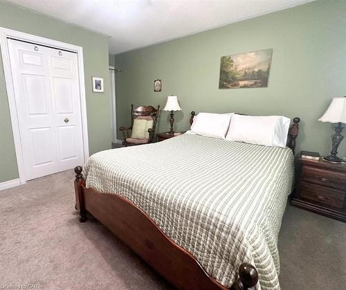 14 Saddler Street, Fonthill, ON - Indoor Photo Showing Bedroom