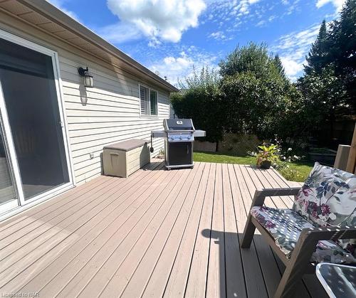 14 Saddler Street, Fonthill, ON - Outdoor With Deck Patio Veranda With Exterior