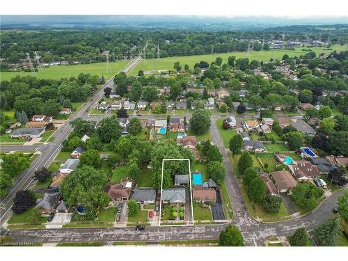 6835 Wills Street, Niagara Falls, ON - Outdoor With View