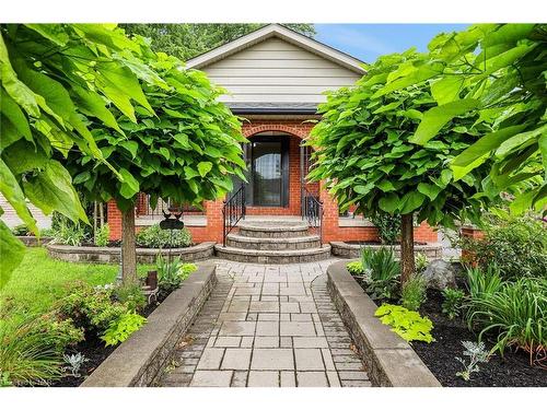 6835 Wills Street, Niagara Falls, ON - Outdoor With Deck Patio Veranda