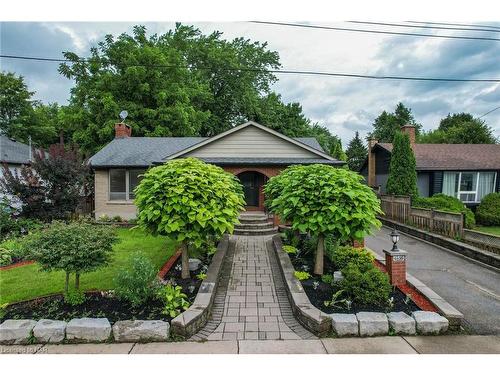 6835 Wills Street, Niagara Falls, ON - Outdoor