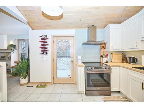 202 Anne Street, Niagara-On-The-Lake, ON - Indoor Photo Showing Kitchen