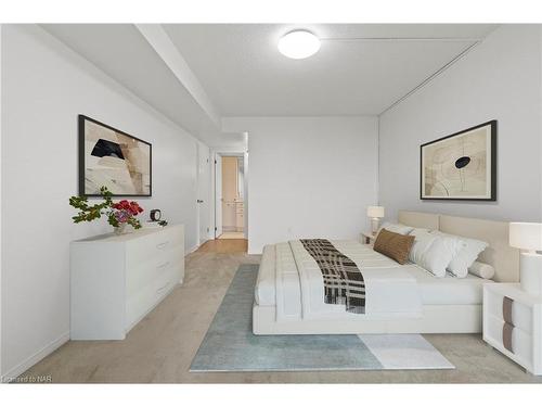 607-5070 Pinedale Avenue, Burlington, ON - Indoor Photo Showing Bedroom