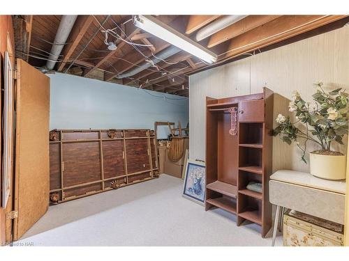 11 Brisbane Glen, St. Catharines, ON - Indoor Photo Showing Basement