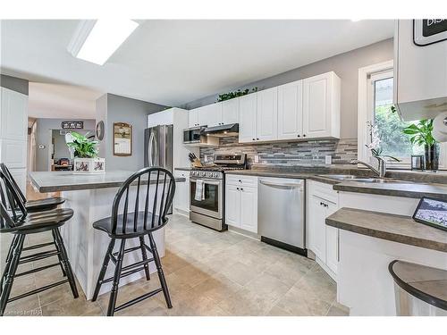 3476 White Road, Port Colborne, ON - Indoor Photo Showing Kitchen With Double Sink