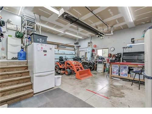 3476 White Road, Port Colborne, ON - Indoor Photo Showing Garage