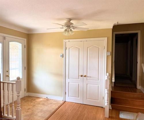 1 Lakewood Crescent, Port Colborne, ON - Indoor Photo Showing Other Room