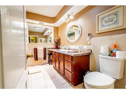 1 Lakewood Crescent, Port Colborne, ON - Indoor Photo Showing Bathroom