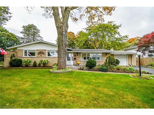 1 Lakewood Crescent, Port Colborne, ON - Outdoor With Facade