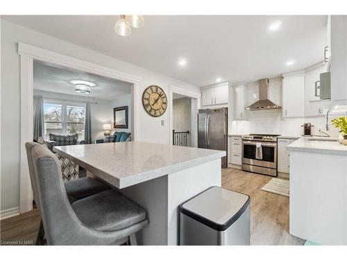 83 Gordon Avenue, Ridgeway, ON - Indoor Photo Showing Kitchen With Upgraded Kitchen