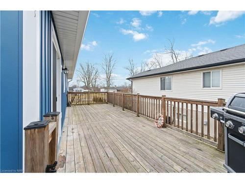 83 Gordon Avenue, Ridgeway, ON - Outdoor With Deck Patio Veranda With Exterior