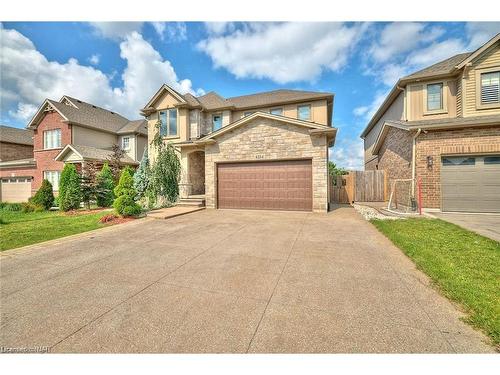 6254 Shapton Crescent, Niagara Falls, ON - Outdoor With Facade