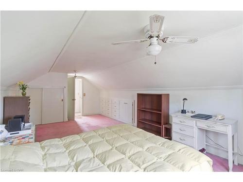 3855 Elm St Street, Ridgeway, ON - Indoor Photo Showing Bedroom