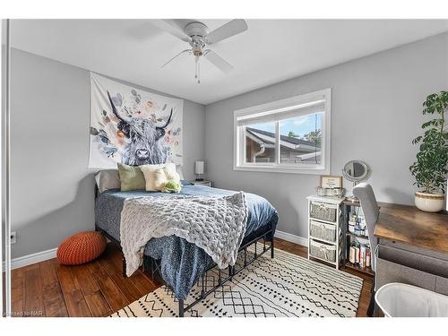 114 Marigold Street, Welland, ON - Indoor Photo Showing Bedroom