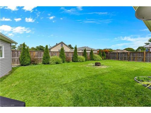 114 Marigold Street, Welland, ON - Outdoor With Backyard