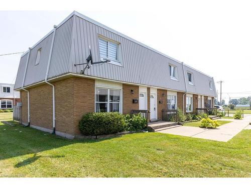 4-71 Hagey Avenue, Fort Erie, ON - Outdoor