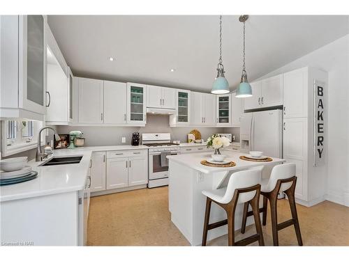 6 Simcoe Street, St. Catharines, ON - Indoor Photo Showing Kitchen With Double Sink