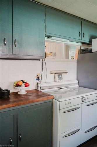 11154 Churchill Av Avenue, Port Colborne, ON - Indoor Photo Showing Laundry Room