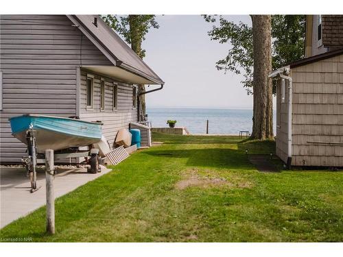 11154 Churchill Av Avenue, Port Colborne, ON - Outdoor With Body Of Water