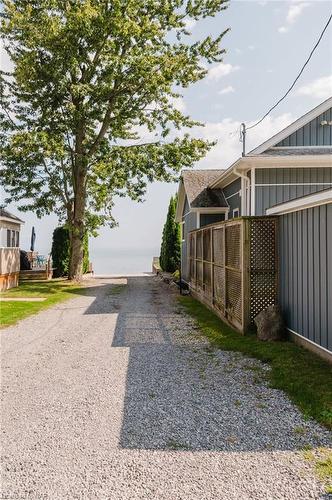 11154 Churchill Av Avenue, Port Colborne, ON - Outdoor