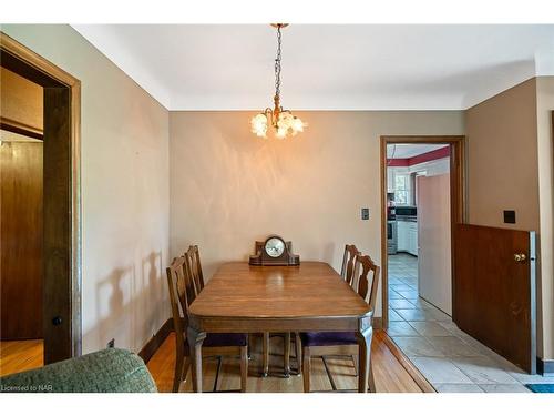 5 Glencairn Drive, St. Catharines, ON - Indoor Photo Showing Dining Room