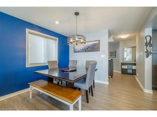 6622 Mary Drive, Niagara Falls, ON - Indoor Photo Showing Dining Room