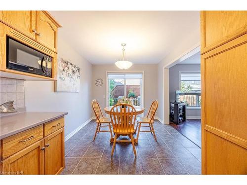 41 Terrama Court, St. Catharines, ON - Indoor Photo Showing Dining Room