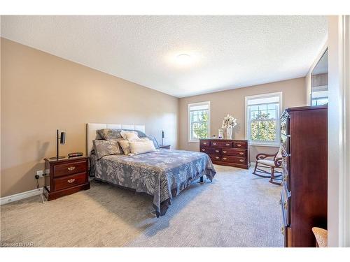 41 Terrama Court, St. Catharines, ON - Indoor Photo Showing Bedroom