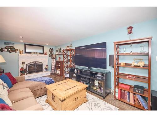 104 Carriage Road, St. Catharines, ON - Indoor Photo Showing Living Room With Fireplace