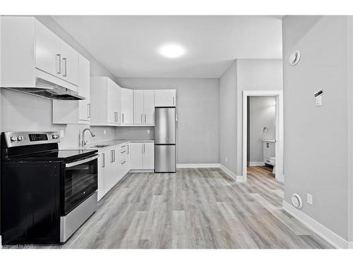 80 Page Street, St. Catharines, ON - Indoor Photo Showing Kitchen