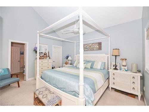 83 Nantuckett Road, Crystal Beach, ON - Indoor Photo Showing Bedroom