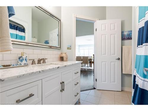 83 Nantuckett Road, Crystal Beach, ON - Indoor Photo Showing Bathroom