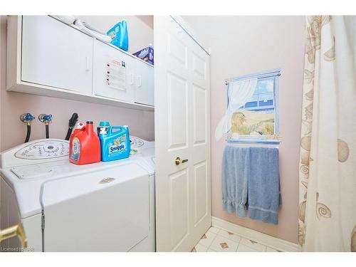 83 Nantuckett Road, Crystal Beach, ON - Indoor Photo Showing Laundry Room