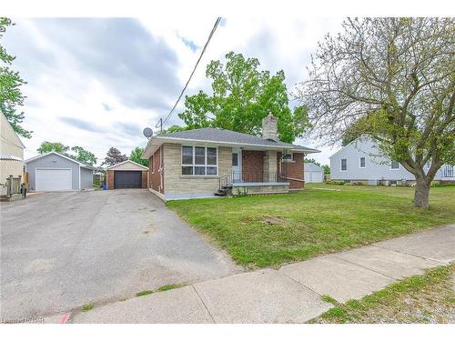 106 Highland Avenue, Port Colborne, ON - Outdoor With Facade